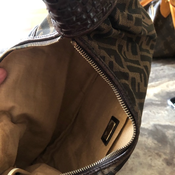 Fendi bag - Picture 4 of 5